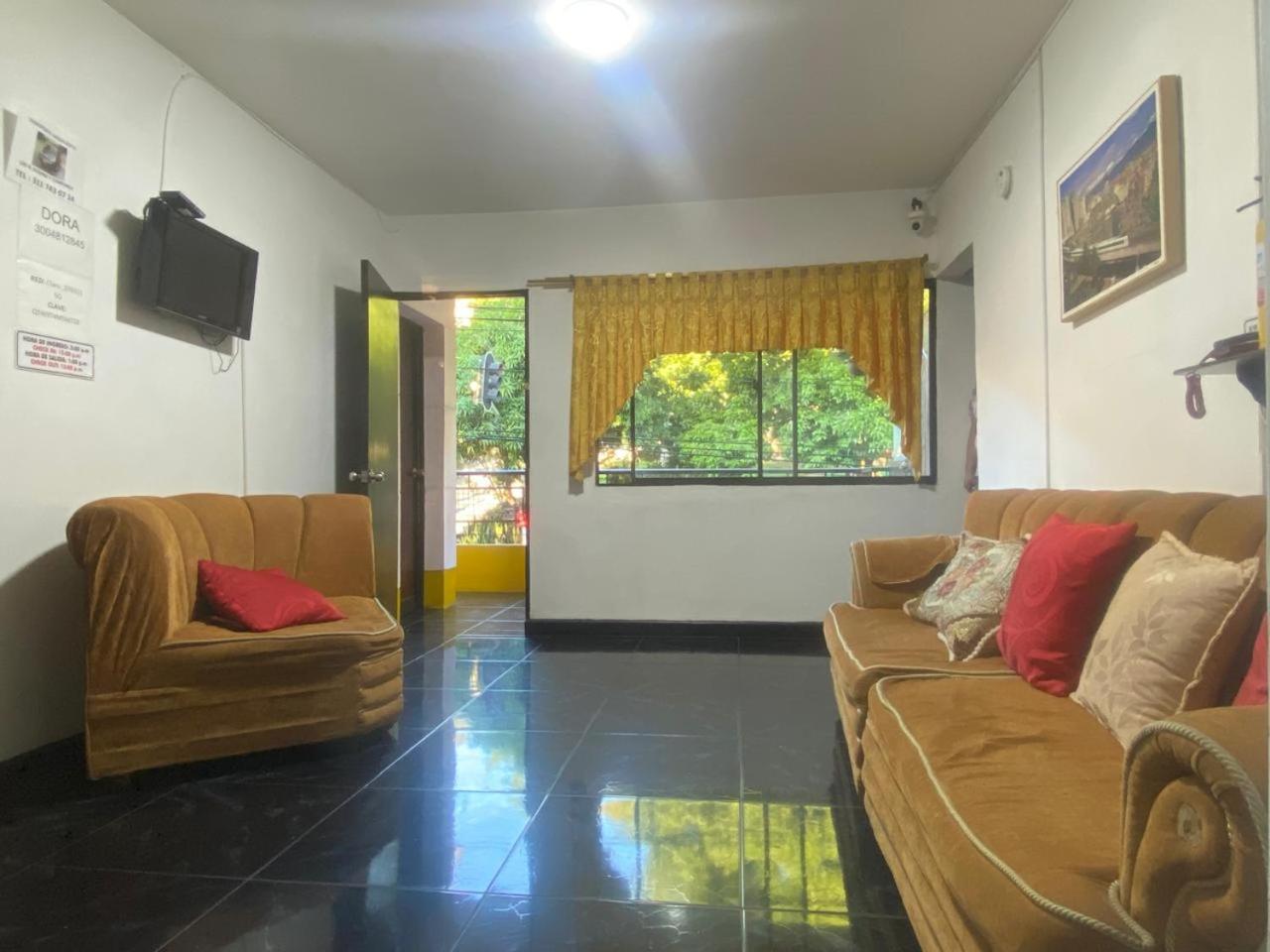Campo Valdes Park Hostel Medellín Exterior foto